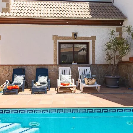 Casa La Loma De Holiday home *