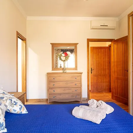Casa La Loma De Holiday home *